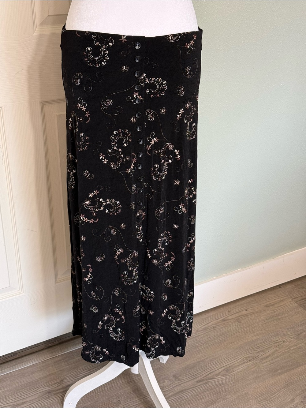 Vintage BRIGGS New York Women’s Petite Medium Black Long Skirt
